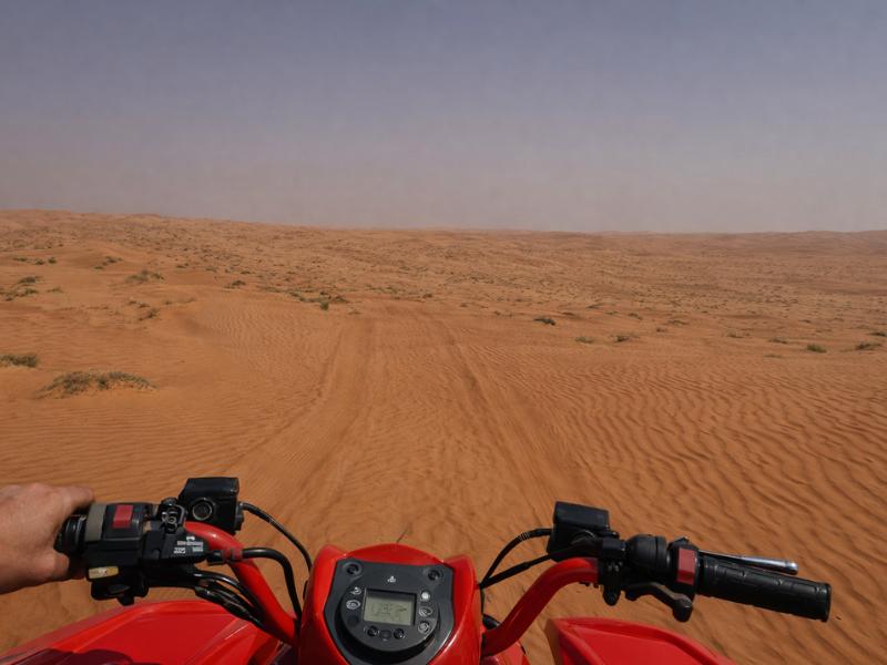 From Muscat: Wahiba Sands Quad Adventure & Wadi Bani Khalid Oasis